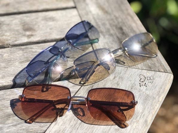 Vintage Classic Square Medium Sunglasses I Trendy Flat Rimless Shades I UV400 Protection & Anti-Reflective Coating A174