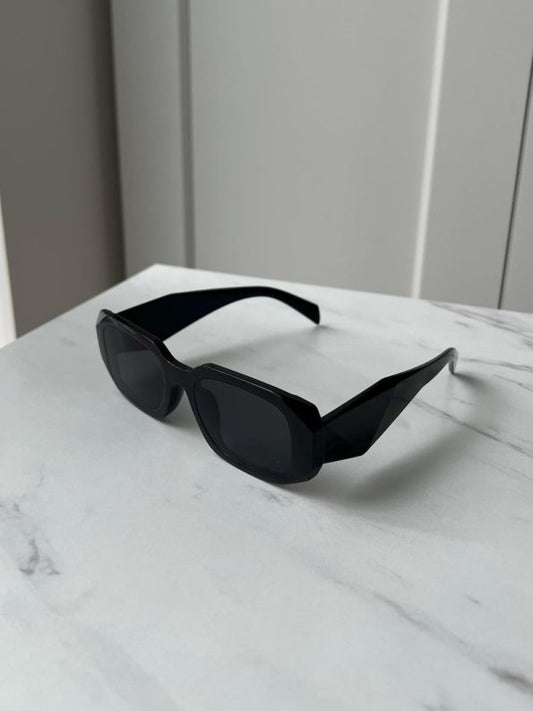 Classic chunky Trendy geometric all black Sunglasses black frame for woman